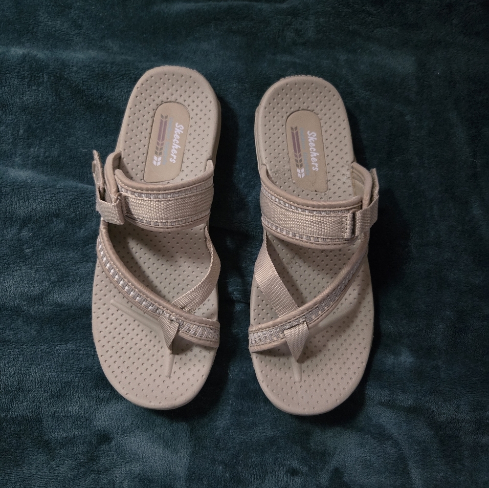 Skechers Women's Taupe Sandals Size 9